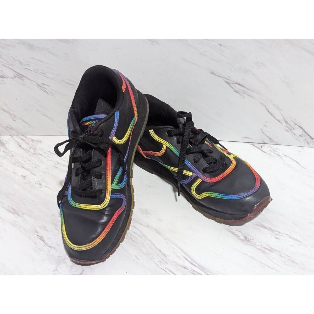 Reebok Youth Black Classic Lace-Up Rainbow Trim Sneakers Size 5.5